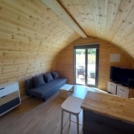 Glamping Pod Hotell Prodromi Exteriör bild