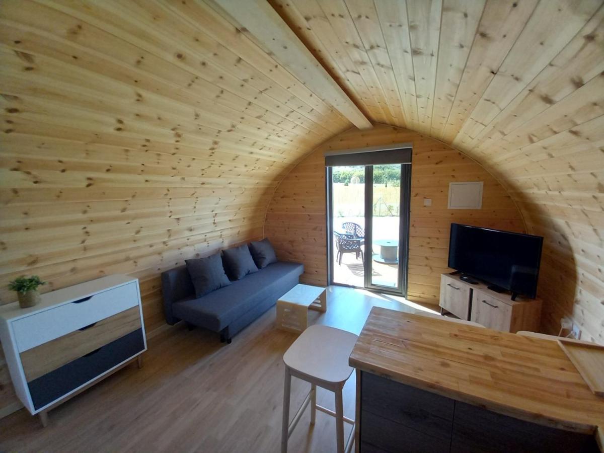 Glamping Pod Hotell Prodromi Exteriör bild