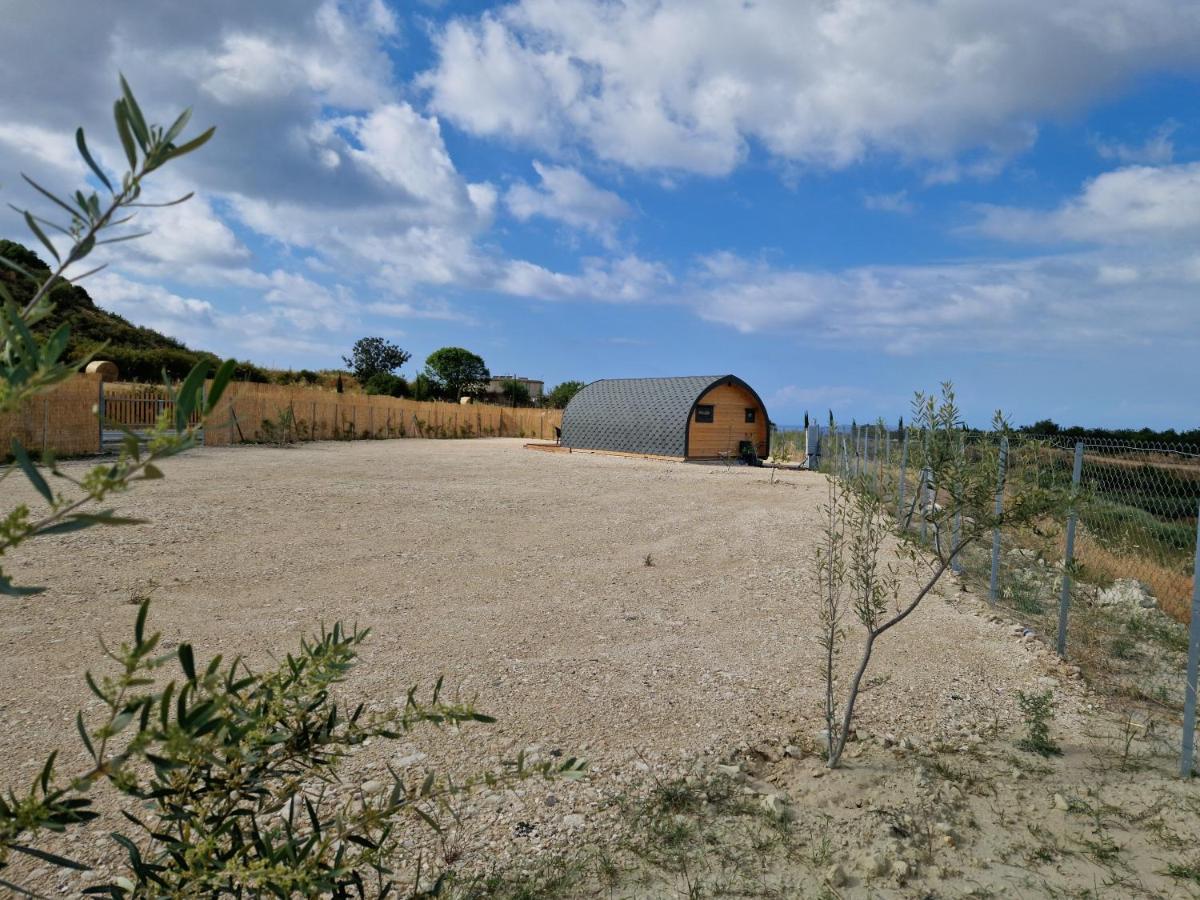 Glamping Pod Hotell Prodromi Exteriör bild