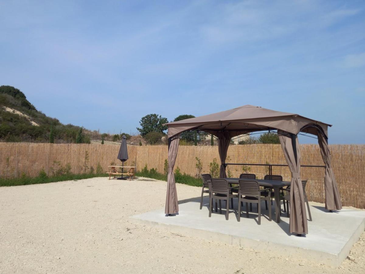Glamping Pod Hotell Prodromi Exteriör bild