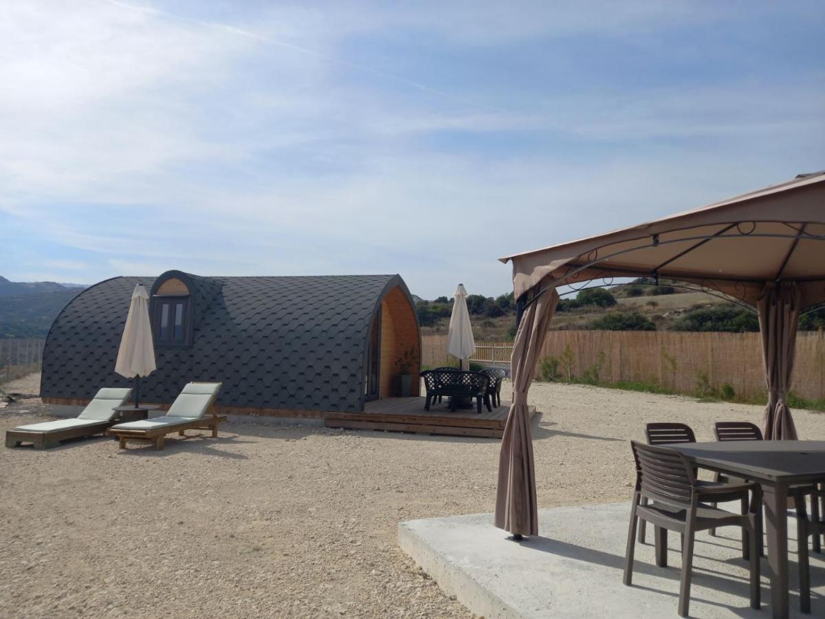 Glamping Pod Hotell Prodromi Exteriör bild